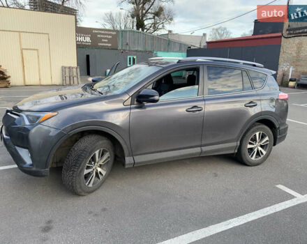Тойота РАВ 4 2015 у Києві на Automoto.ua Сірий Тойота РАВ 4, об'ємом двигуна 2.49 л та пробігом 150 тис. км за 15000 $, фото 2 на Automoto.ua