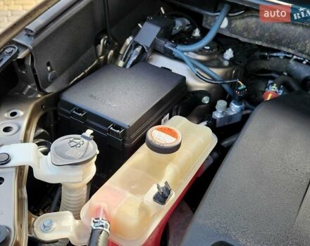 Тойота РАВ 4 2015 в Виннице на Automoto.ua Серый Тойота РАВ 4, объемом двигателя 2.23 л и пробегом 88 тыс. км за 19333 $, фото 46 на Automoto.ua