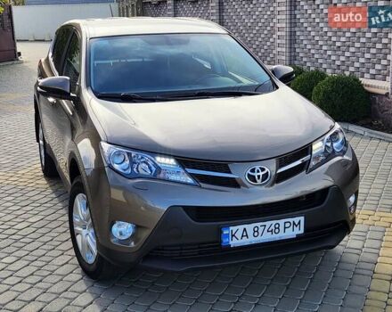 Тойота РАВ 4 2015 в Виннице на Automoto.ua Серый Тойота РАВ 4, объемом двигателя 2.23 л и пробегом 88 тыс. км за 19333 $, фото 15 на Automoto.ua