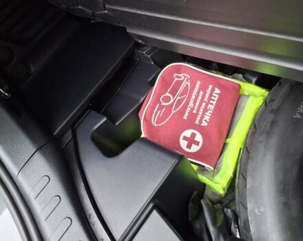 Сірий Тойота РАВ 4, об'ємом двигуна 1.99 л та пробігом 33 тис. км за 18800 $, фото 43 на Automoto.ua