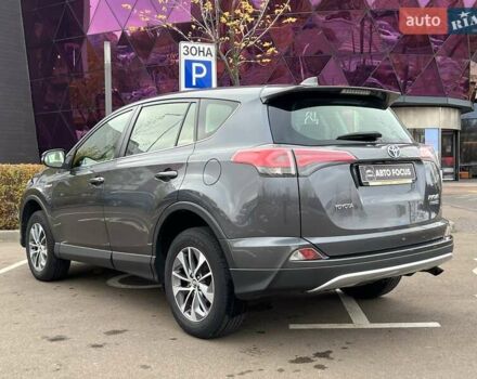 Серый Тойота РАВ 4, объемом двигателя 2.49 л и пробегом 145 тыс. км за 23990 $, фото 4 на Automoto.ua