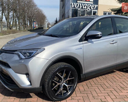 Серый Тойота РАВ 4, объемом двигателя 2.49 л и пробегом 190 тыс. км за 23000 $, фото 1 на Automoto.ua