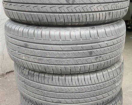 Сірий Тойота РАВ 4, об'ємом двигуна 2.49 л та пробігом 175 тис. км за 18200 $, фото 14 на Automoto.ua