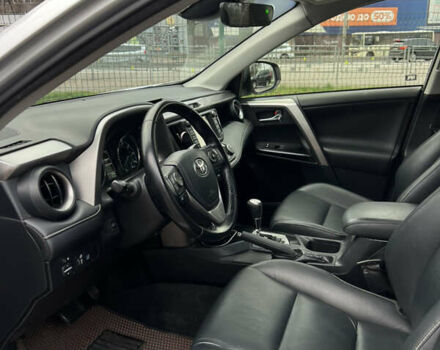 Серый Тойота РАВ 4, объемом двигателя 2.49 л и пробегом 139 тыс. км за 21900 $, фото 17 на Automoto.ua