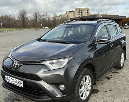 Серый Тойота РАВ 4, объемом двигателя 1.99 л и пробегом 113 тыс. км за 20500 $, фото 1 на Automoto.ua