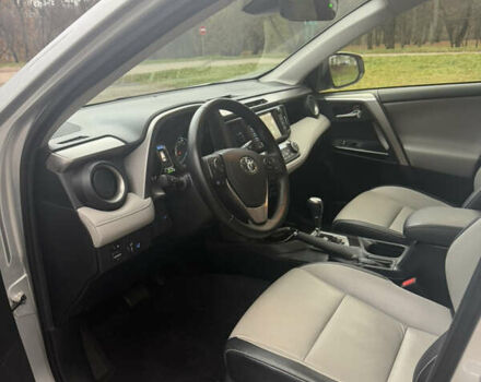 Серый Тойота РАВ 4, объемом двигателя 2.49 л и пробегом 56 тыс. км за 24999 $, фото 10 на Automoto.ua