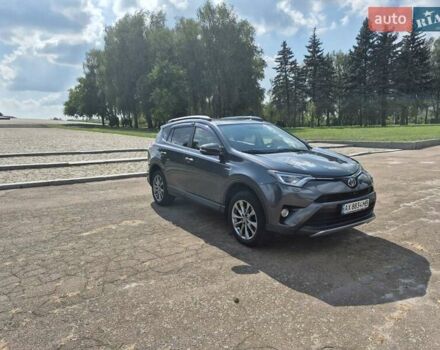 Тойота РАВ 4 2016 в Житомире на Automoto.ua Серый Тойота РАВ 4, объемом двигателя 2.49 л и пробегом 161 тыс. км за 22500 $, фото 30 на Automoto.ua