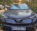Серый Тойота РАВ 4, объемом двигателя 2.49 л и пробегом 160 тыс. км за 22000 $, фото 1 на Automoto.ua