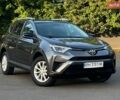 Сірий Тойота РАВ 4, об'ємом двигуна 2.49 л та пробігом 117 тис. км за 14800 $, фото 1 на Automoto.ua