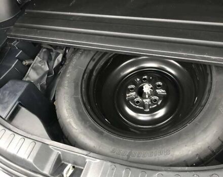 Серый Тойота РАВ 4, объемом двигателя 2.49 л и пробегом 59 тыс. км за 18000 $, фото 5 на Automoto.ua