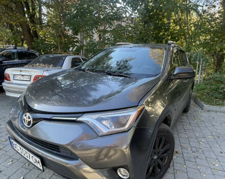 Серый Тойота РАВ 4, объемом двигателя 2.49 л и пробегом 112 тыс. км за 17000 $, фото 2 на Automoto.ua