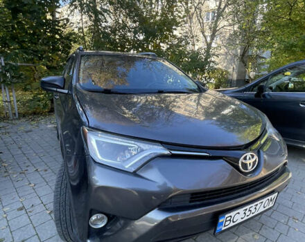 Серый Тойота РАВ 4, объемом двигателя 2.49 л и пробегом 112 тыс. км за 17000 $, фото 3 на Automoto.ua