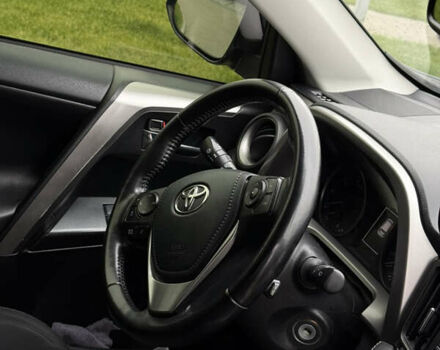 Серый Тойота РАВ 4, объемом двигателя 2.23 л и пробегом 173 тыс. км за 19900 $, фото 15 на Automoto.ua