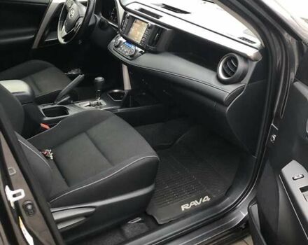 Серый Тойота РАВ 4, объемом двигателя 2.49 л и пробегом 59 тыс. км за 18000 $, фото 4 на Automoto.ua