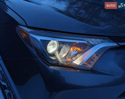 Серый Тойота РАВ 4, объемом двигателя 2.5 л и пробегом 153 тыс. км за 17900 $, фото 10 на Automoto.ua