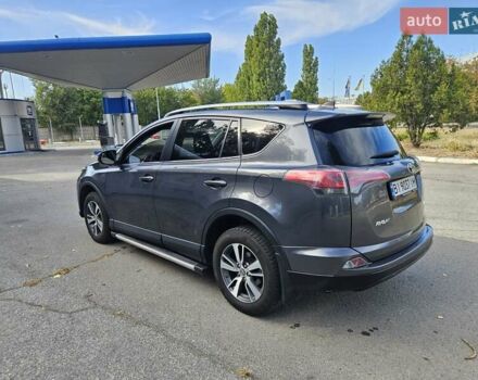Тойота РАВ 4 2016 в Запорожье на Automoto.ua Серый Тойота РАВ 4, объемом двигателя 2.49 л и пробегом 190 тыс. км за 15900 $, фото 4 на Automoto.ua