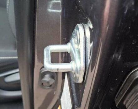 Сірий Тойота РАВ 4, об'ємом двигуна 1.99 л та пробігом 33 тис. км за 18800 $, фото 39 на Automoto.ua