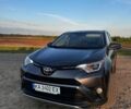 Сірий Тойота РАВ 4, об'ємом двигуна 2.23 л та пробігом 148 тис. км за 20000 $, фото 1 на Automoto.ua