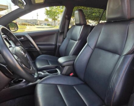 Тойота РАВ 4 2016 у Дніпро (Дніпропетровську) на Automoto.ua Сірий Тойота РАВ 4, об'ємом двигуна 2.5 л та пробігом 79 тис. км за 7200 $, фото 6 на Automoto.ua