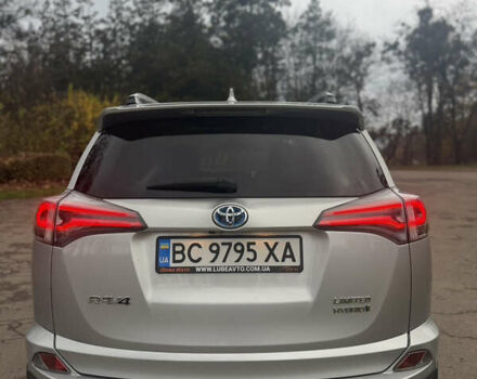 Серый Тойота РАВ 4, объемом двигателя 2.49 л и пробегом 56 тыс. км за 24999 $, фото 2 на Automoto.ua