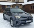 Сірий Тойота РАВ 4, об'ємом двигуна 2.49 л та пробігом 300 тис. км за 14700 $, фото 1 на Automoto.ua