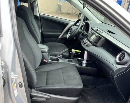 Серый Тойота РАВ 4, объемом двигателя 2.49 л и пробегом 100 тыс. км за 17500 $, фото 8 на Automoto.ua