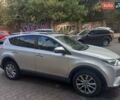 Серый Тойота РАВ 4, объемом двигателя 2.49 л и пробегом 138 тыс. км за 22000 $, фото 3 на Automoto.ua