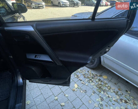 Серый Тойота РАВ 4, объемом двигателя 2.49 л и пробегом 112 тыс. км за 17000 $, фото 25 на Automoto.ua