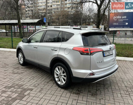 Серый Тойота РАВ 4, объемом двигателя 2.49 л и пробегом 139 тыс. км за 23500 $, фото 2 на Automoto.ua