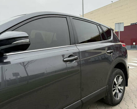 Серый Тойота РАВ 4, объемом двигателя 2.23 л и пробегом 173 тыс. км за 19900 $, фото 6 на Automoto.ua