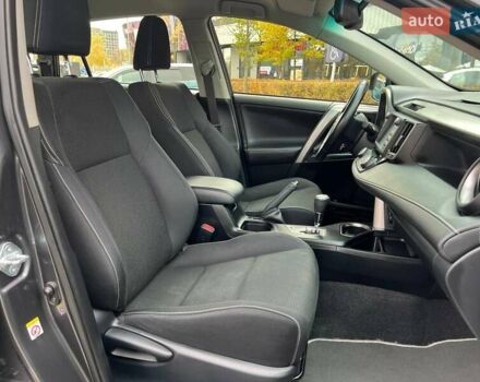 Серый Тойота РАВ 4, объемом двигателя 2.49 л и пробегом 145 тыс. км за 23990 $, фото 13 на Automoto.ua