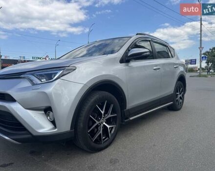 Тойота РАВ 4 2016 у Києві на Automoto.ua Сірий Тойота РАВ 4, об'ємом двигуна 2.2 л та пробігом 148 тис. км за 25500 $, фото 1 на Automoto.ua