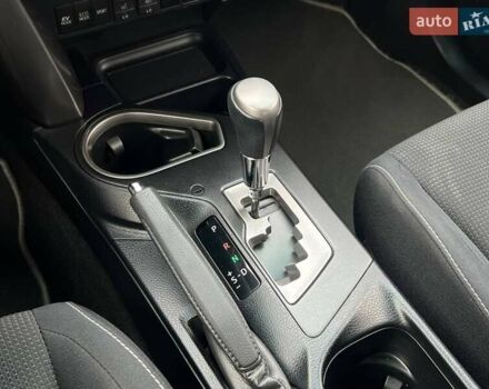 Серый Тойота РАВ 4, объемом двигателя 2.49 л и пробегом 145 тыс. км за 23990 $, фото 27 на Automoto.ua