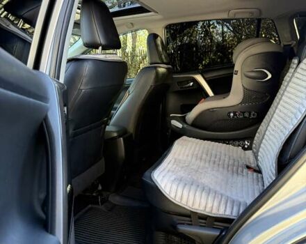 Тойота РАВ 4 2016 в Ивано-Франковске на Automoto.ua Серый Тойота РАВ 4, объемом двигателя 2.49 л и пробегом 127 тыс. км за 22000 $, фото 2 на Automoto.ua