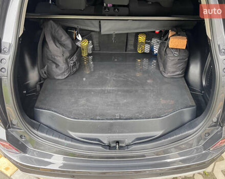 Сірий Тойота РАВ 4, об'ємом двигуна 2.49 л та пробігом 175 тис. км за 18200 $, фото 12 на Automoto.ua