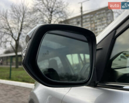 Серый Тойота РАВ 4, объемом двигателя 2.49 л и пробегом 139 тыс. км за 23500 $, фото 12 на Automoto.ua