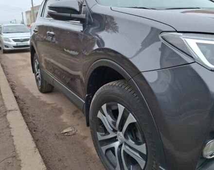 Сірий Тойота РАВ 4, об'ємом двигуна 1.99 л та пробігом 33 тис. км за 18800 $, фото 4 на Automoto.ua