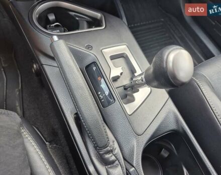 Тойота РАВ 4 2016 в Житомире на Automoto.ua Серый Тойота РАВ 4, объемом двигателя 2.49 л и пробегом 161 тыс. км за 22500 $, фото 51 на Automoto.ua