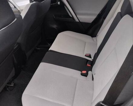 Сірий Тойота РАВ 4, об'ємом двигуна 2.49 л та пробігом 264 тис. км за 15300 $, фото 8 на Automoto.ua