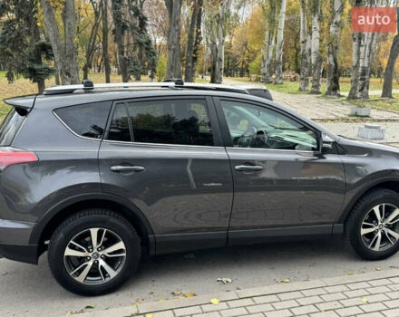 Серый Тойота РАВ 4, объемом двигателя 2.49 л и пробегом 107 тыс. км за 15800 $, фото 14 на Automoto.ua