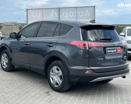 Тойота РАВ 4 2017 в Львове на Automoto.ua Серый Тойота РАВ 4, объемом двигателя 2.5 л и пробегом 143 тыс. км за 23990 $, фото 3 на Automoto.ua