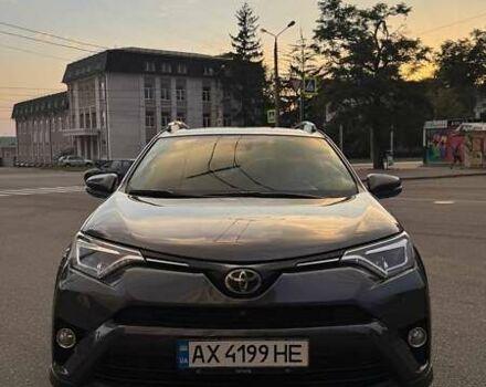 Сірий Тойота РАВ 4, об'ємом двигуна 2.49 л та пробігом 115 тис. км за 25500 $, фото 2 на Automoto.ua