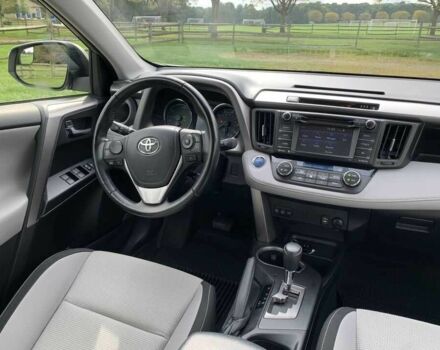 Тойота РАВ 4 2017 в Львове на Automoto.ua Серый Тойота РАВ 4, объемом двигателя 2.5 л и пробегом 60 тыс. км за 6900 $, фото 14 на Automoto.ua