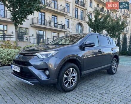 Тойота РАВ 4 2017 в Одессе на Automoto.ua Серый Тойота РАВ 4, объемом двигателя 2.49 л и пробегом 176 тыс. км за 21800 $, фото 9 на Automoto.ua