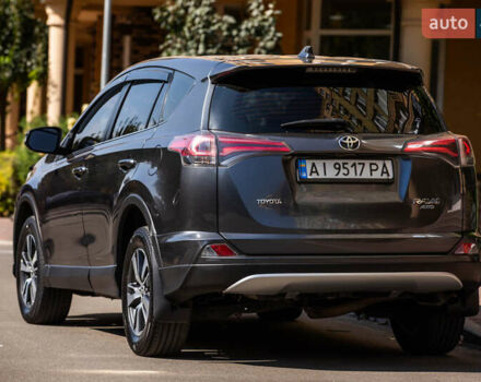 Тойота РАВ 4 2017 в Киеве на Automoto.ua Серый Тойота РАВ 4, объемом двигателя 2.23 л и пробегом 180 тыс. км за 23000 $, фото 27 на Automoto.ua