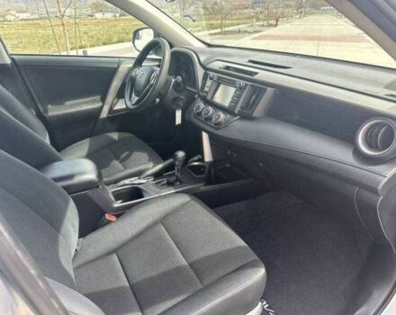 Тойота РАВ 4 2017 в Львове на Automoto.ua Серый Тойота РАВ 4, объемом двигателя 2.5 л и пробегом 87 тыс. км за 4900 $, фото 10 на Automoto.ua