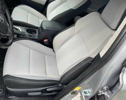 Тойота РАВ 4 2017 в Львове на Automoto.ua Серый Тойота РАВ 4, объемом двигателя 2.5 л и пробегом 60 тыс. км за 6900 $, фото 9 на Automoto.ua