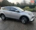 Сірий Тойота РАВ 4, об'ємом двигуна 2.23 л та пробігом 156 тис. км за 19650 $, фото 1 на Automoto.ua
