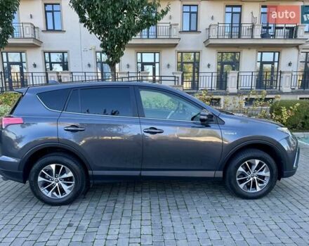 Тойота РАВ 4 2017 в Одессе на Automoto.ua Серый Тойота РАВ 4, объемом двигателя 2.49 л и пробегом 176 тыс. км за 21800 $, фото 16 на Automoto.ua