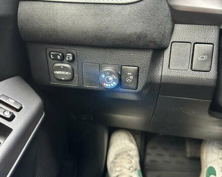 Серый Тойота РАВ 4, объемом двигателя 2.49 л и пробегом 109 тыс. км за 25500 $, фото 20 на Automoto.ua